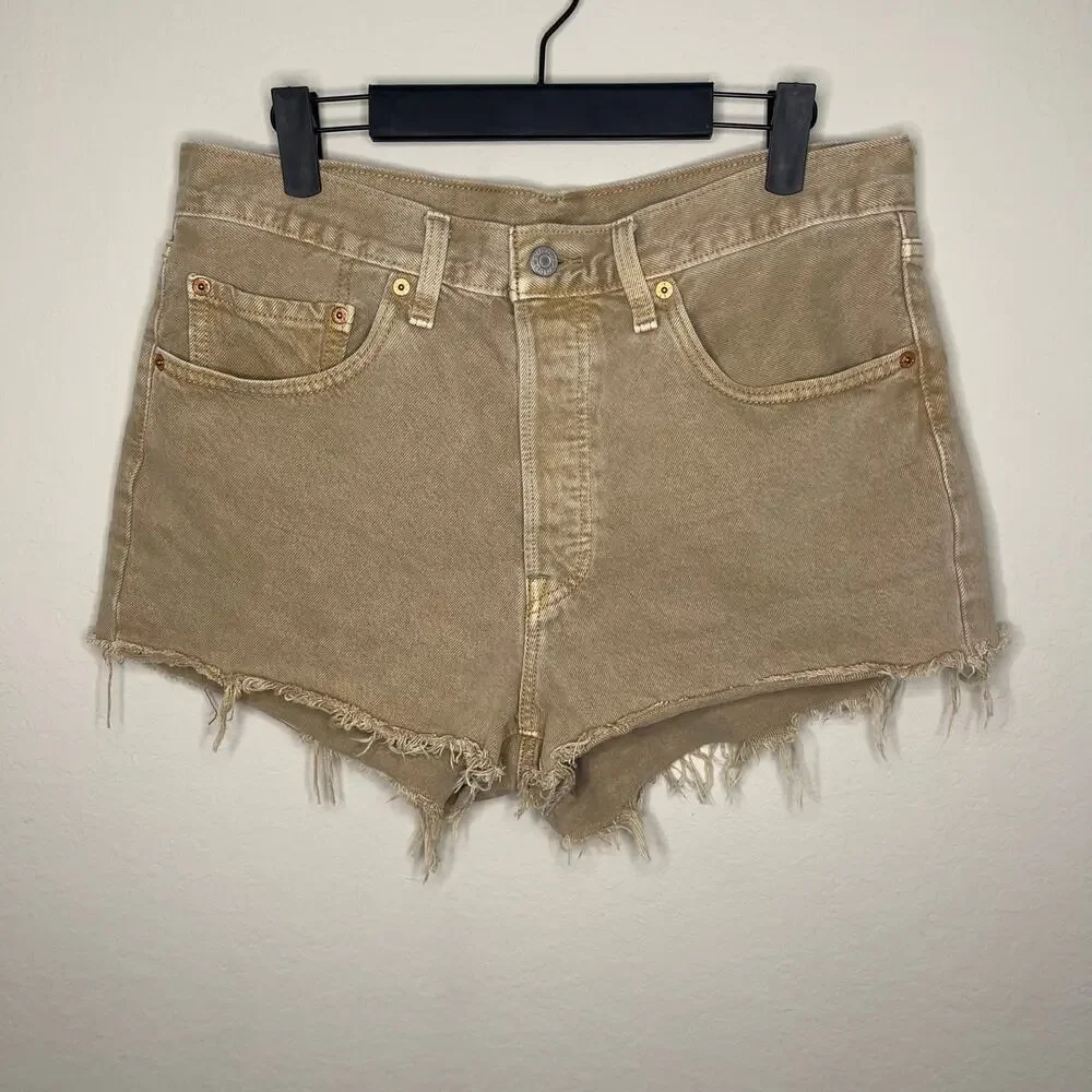 Levi’s 501 Denim Shorts High Rise Cutoff Women’s Tan Button Fly - Size 31 - Picture 1 of 5